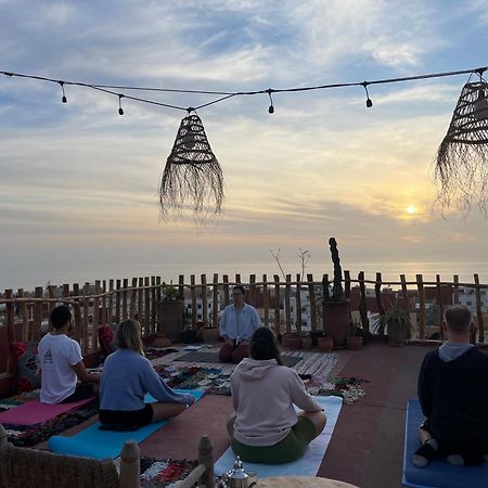Hostel Berber Waves Surf House Tamraght Exterior foto