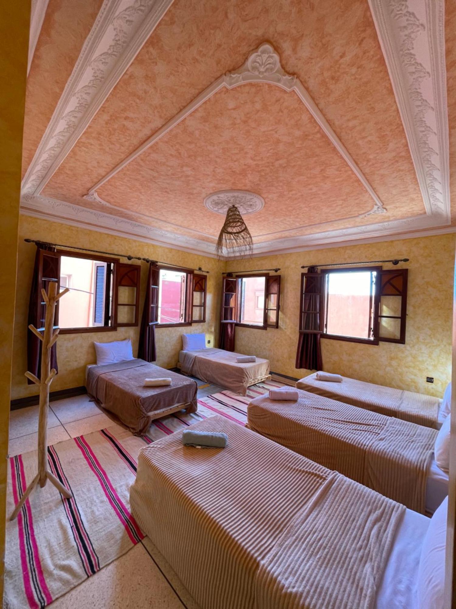 Hostel Berber Waves Surf House Tamraght Exterior foto